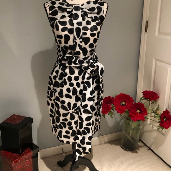 St John Couture Dresses & Skirts - St. John Couture Tulip Skirt and Top 2XHP,NWT, NEW